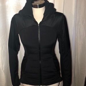 Lululemon black size 4 preloved jacket